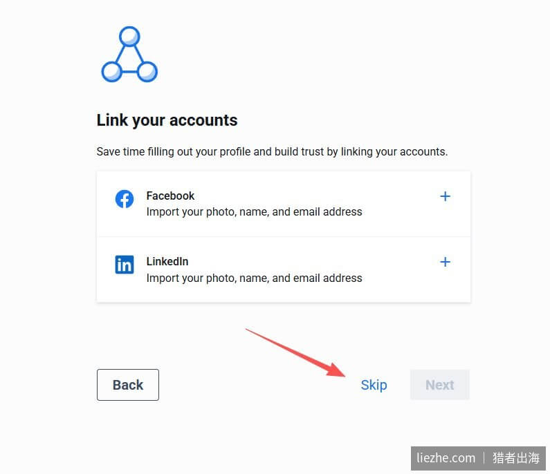 Freelancer.com关联Facebook或LinkedIn账号,可以跳过