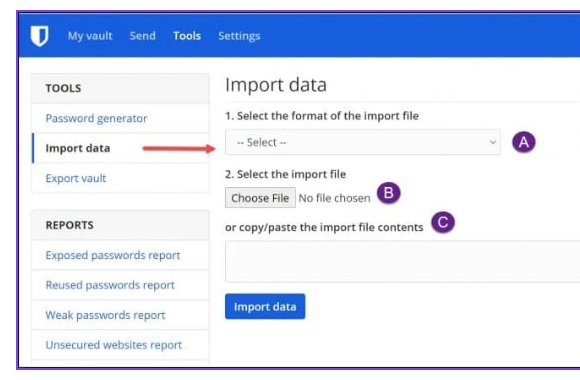 Bitwarden网页版旧版Tools下的Import data页面,先选导入文件格式,再选文件或粘贴内容,最后点Import data