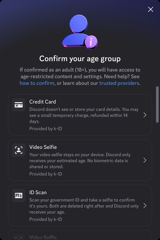 Discord手机端Confirm your age group页,三个方式:信用卡、视频自拍、证件扫描